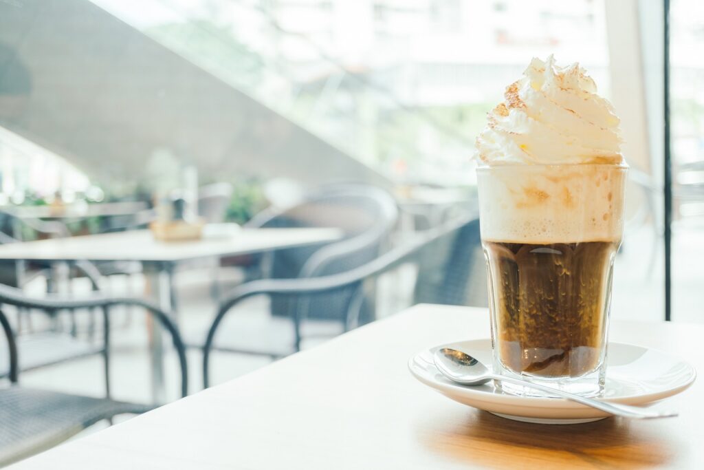 คาเฟ่ลำลูกกา