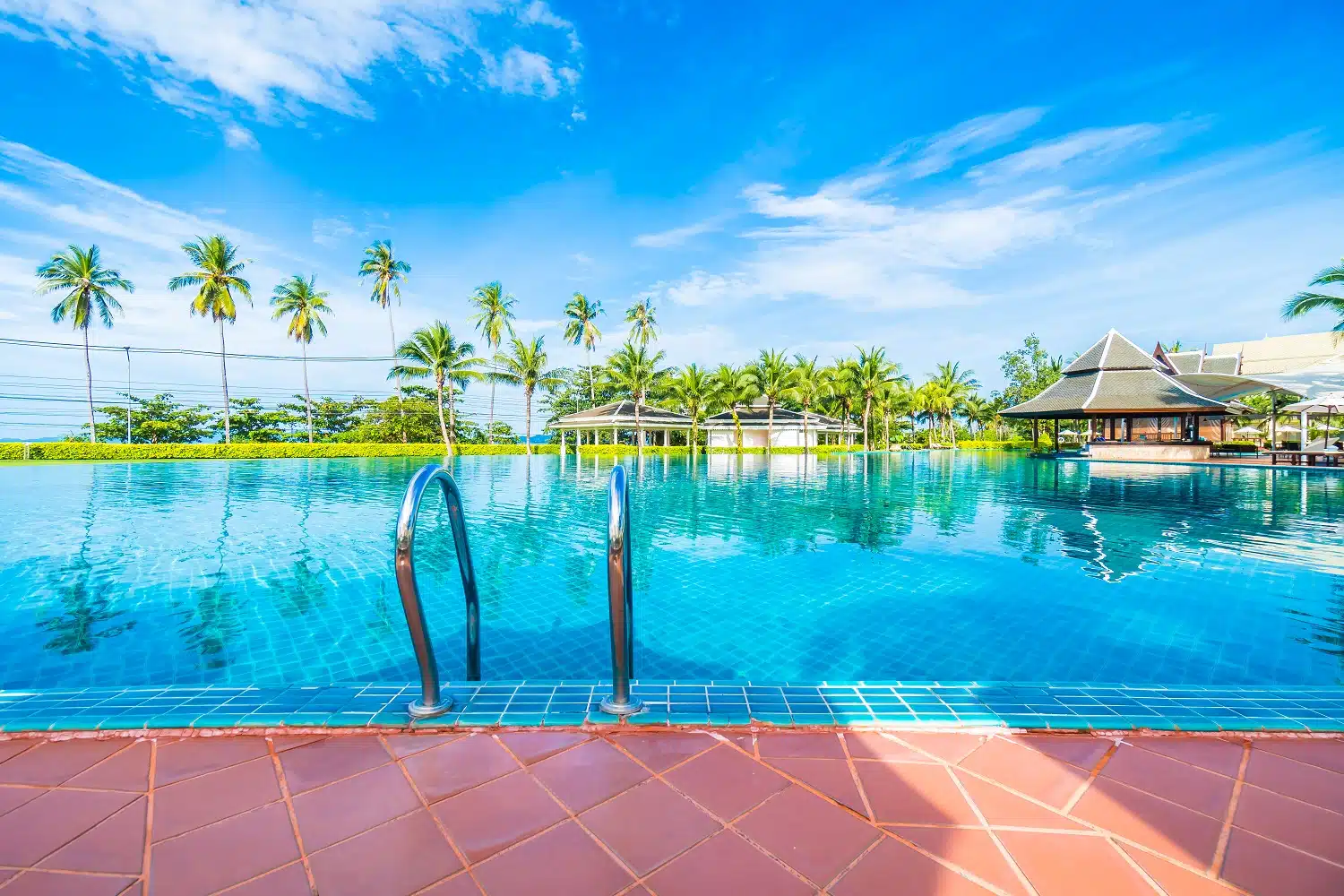 พูลวิลล่าพัทยาสำหรับครอบครัว